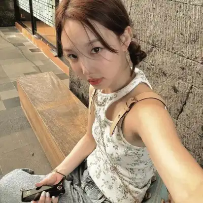 秦明凝